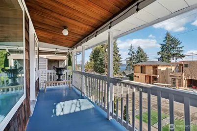 1113 33rd Avenue S, Seattle, WA 98144 - Photo 1