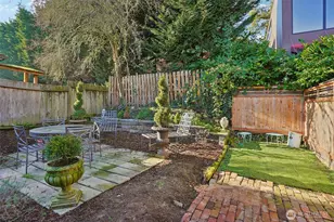 1113 33rd Ave S, Seattle, WA 98144 - Photo 25