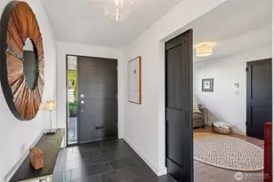 4015 SW Donovan St, Seattle, WA 98136 - Photo 3