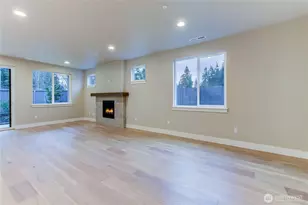 18425 Meridian Avenue SE, Bothell, WA 98012 - Photo 7