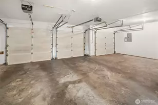 3417 Broadmoor Dr NE, Tacoma, WA 98422 - Photo 23