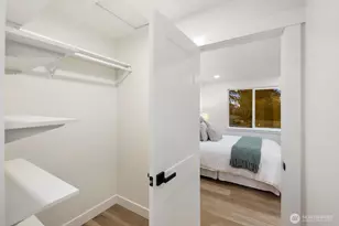 104 NE 85th St, Seattle, WA 98115 - Photo 23