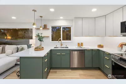 104 NE 85th Street, Seattle, WA 98115 - Photo 9