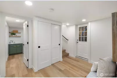 104 NE 85th Street, Seattle, WA 98115 - Photo 35