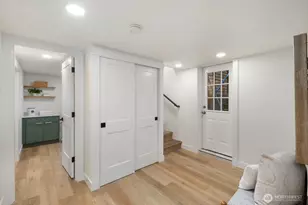 104 NE 85th St, Seattle, WA 98115 - Photo 35