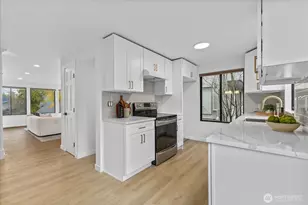 17303 Spanaway Loop Rd S, Spanaway, WA 98387 - Photo 5