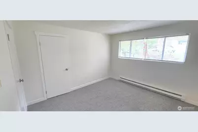 13821 SE Allen Road, Bellevue, WA 98006 - Photo 5