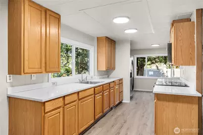 733 Tipsoo Loop S, Rainier, WA 98576 - Photo 11