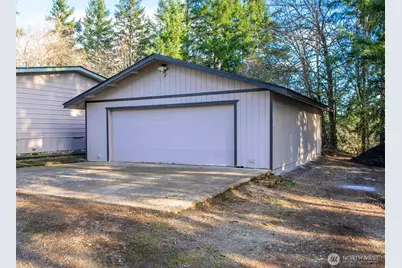 733 Tipsoo Loop S, Rainier, WA 98576 - Photo 29