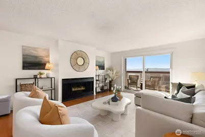 10203 47th Avenue SW #C5, Seattle, WA 98146 - Photo 3