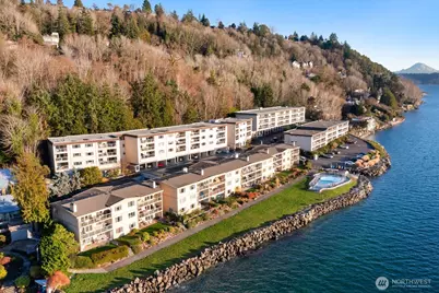 10203 47th Avenue SW #C5, Seattle, WA 98146 - Photo 1