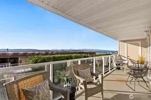 10203 47th Ave SW, Seattle, WA 98146 - Photo 3