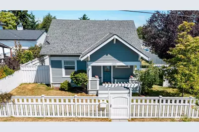 1506 12th Street, Anacortes, WA 98221 - Photo 3