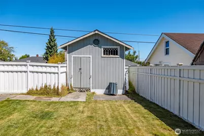 1506 12th Street, Anacortes, WA 98221 - Photo 29