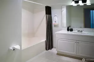 1160 Monroe Ave NE, Renton, WA 98056 - Photo 23