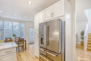 608 Bellevue Way SE, Bellevue, WA 98004 - Photo 15