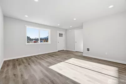 6494 Watson Loop, Maple Falls, WA 98266 - Photo 5