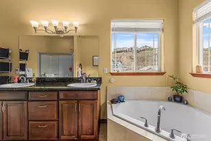 713 19th St NE, East Wenatchee, WA 98802 - Photo 17