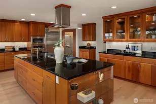 8533 NE Juanita Dr (Private Lane), Kirkland, WA 98034 - Photo 5