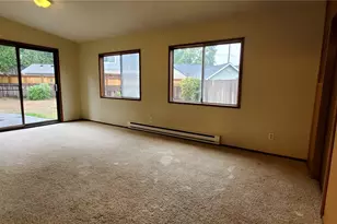 18914 Ballinger Way NE, Lake Forest Park, WA 98155 - Photo 5