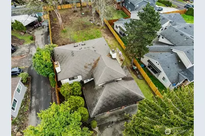 15215 Larch Way, Lynnwood, WA 98087 - Photo 7