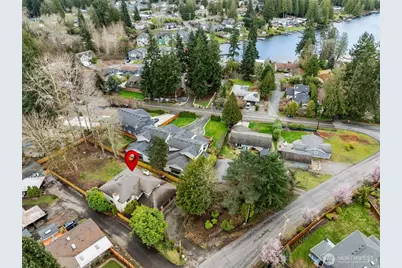 15215 Larch Way, Lynnwood, WA 98087 - Photo 3