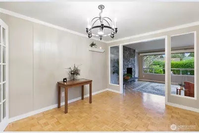 7747 37th Avenue NE, Seattle, WA 98115 - Photo 9