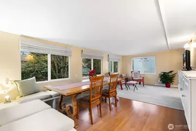 7747 37th Avenue NE, Seattle, WA 98115 - Photo 17