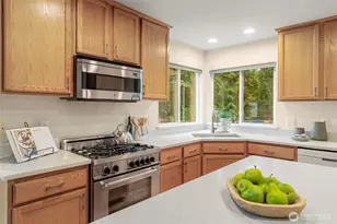 625 191st St SW, Lynnwood, WA 98036 - Photo 9