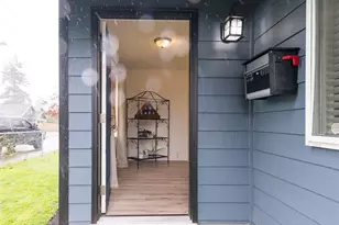 6715 S Tyler St, Tacoma, WA 98409 - Photo 3