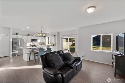 920 E 55th Street, Tacoma, WA 98404 - Photo 5