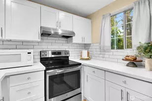 15600 116th Ave NE, Bothell, WA 98011 - Photo 5