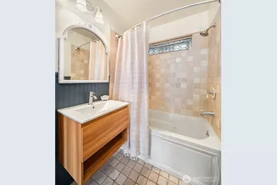 8017 SW Dilworth Road, Vashon, WA 98070 - Photo 17