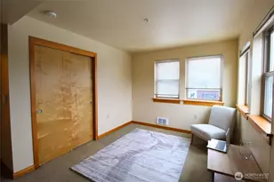 827 Hiawatha Pl S, Seattle, WA 98144 - Photo 5