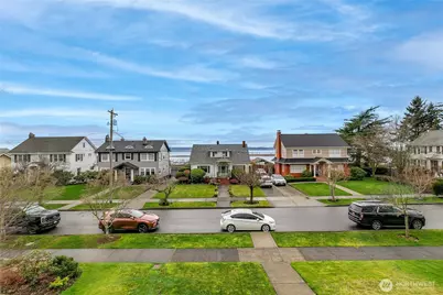 1005 Grand Avenue, Everett, WA 98201 - Photo 7