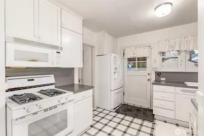 1005 Grand Avenue, Everett, WA 98201 - Photo 15