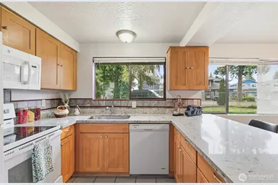 16011 2nd Place W, Lynnwood, WA 98087 - Photo 9