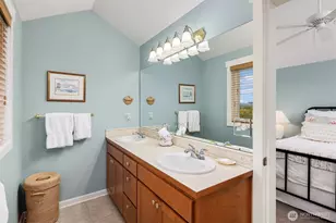 4411 NE 90th St, Seattle, WA 98115 - Photo 17