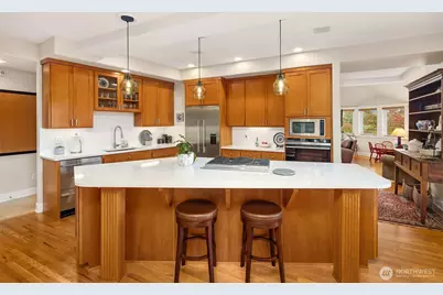 4411 NE 90th Street, Seattle, WA 98115 - Photo 7