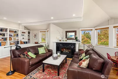 4411 NE 90th Street, Seattle, WA 98115 - Photo 3