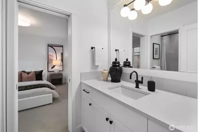 208 35th Avenue E, Seattle, WA 98112 - Photo 33