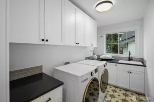 208 35th Ave E, Seattle, WA 98112 - Photo 27