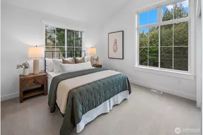 208 35th Avenue E, Seattle, WA 98112 - Photo 25