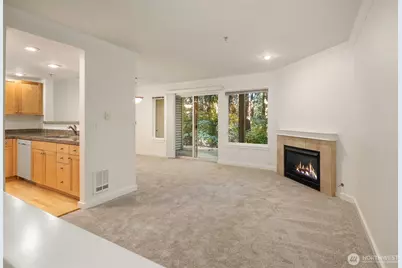 25025 SE Klahanie Boulevard #B101, Issaquah, WA 98029 - Photo 7