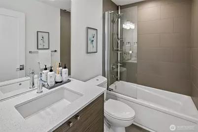 3531 Wallingford Avenue N, Seattle, WA 98103 - Photo 25