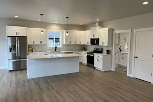 2178 Lagerwey Circle, Lynden, WA 98264 - Photo 5