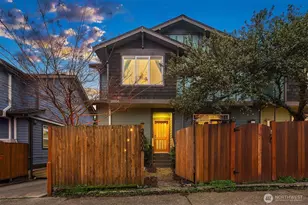 2006 Yale Ave. E., Seattle, WA 98102 - Photo 1