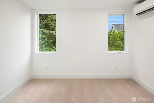 725 18th Ave, Seattle, WA 98122 - Photo 11