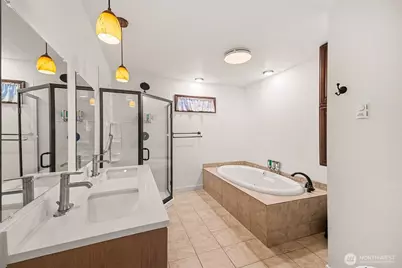 2658 35th Avenue W, Seattle, WA 98199 - Photo 19