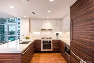 588 Bell St, Seattle, WA 98121 - Photo 5